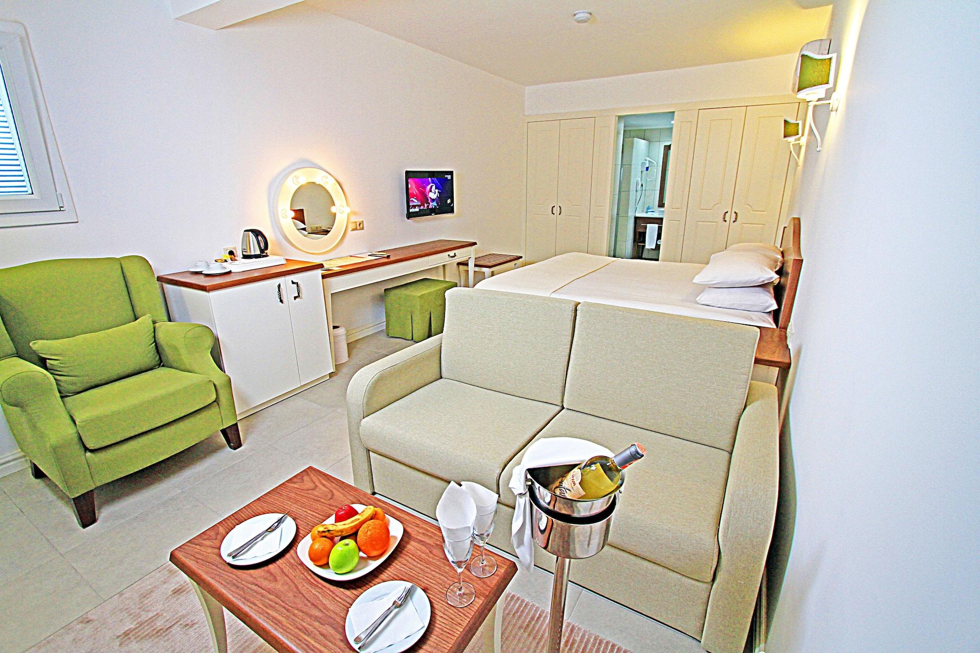 Manastir Hotel & Suites Bodrum Exterior photo